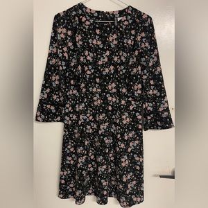 Full Sleeved Mini Floral Dress - Medium